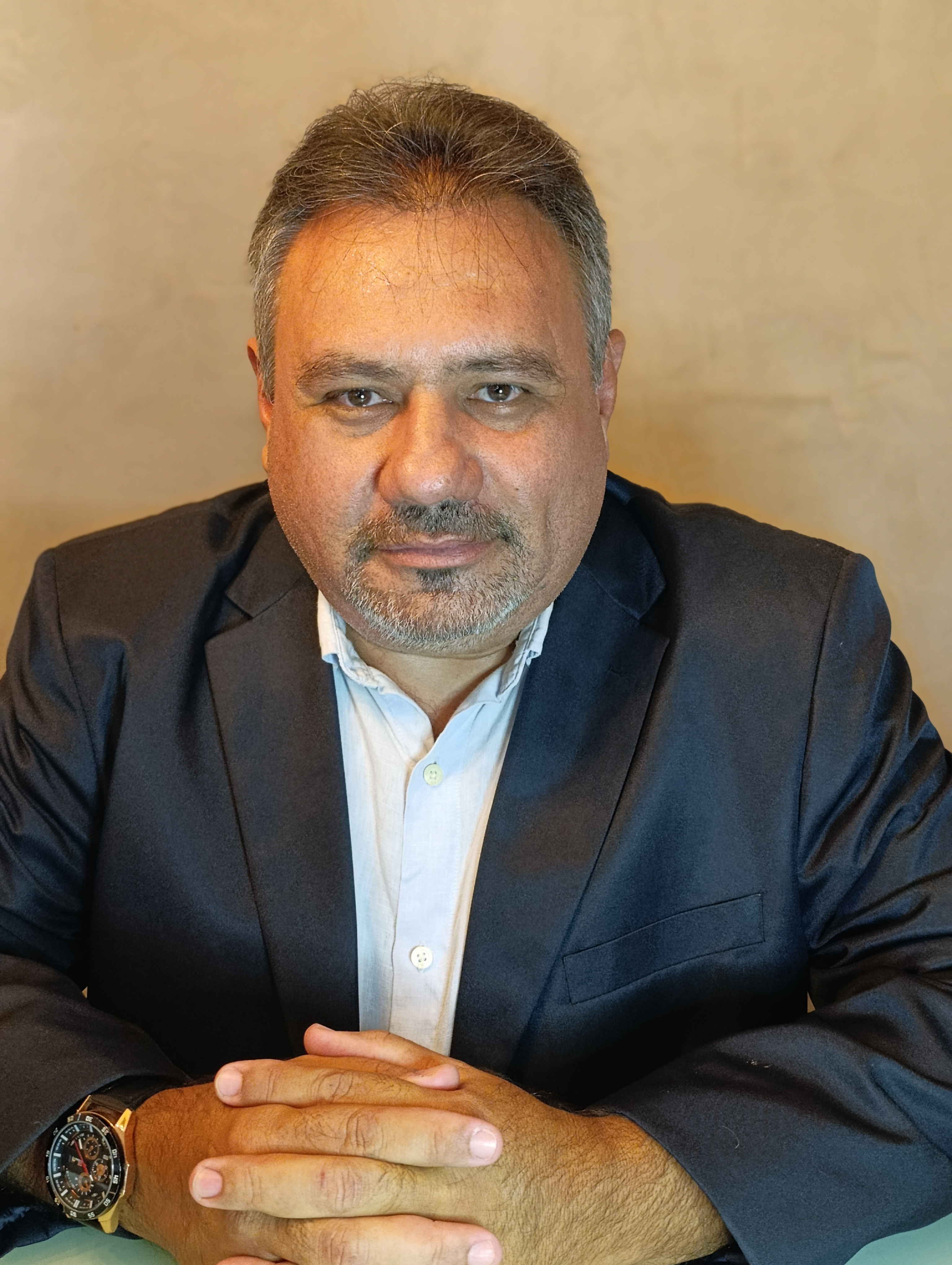 Psicólogo brasileiro oferecendo terapia online